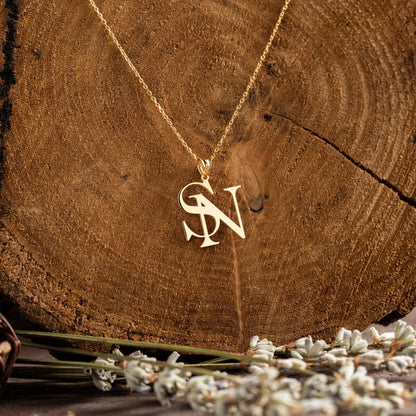 hevitbridal_custom_initials_necklace_gold