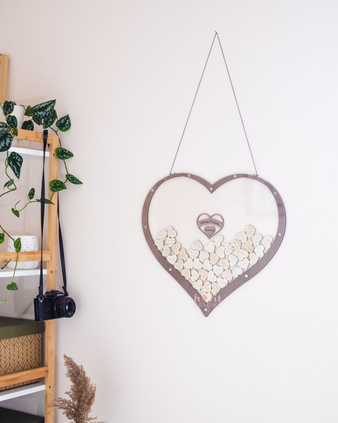 Gästebuch zur Hochzeit mit Holzherzen