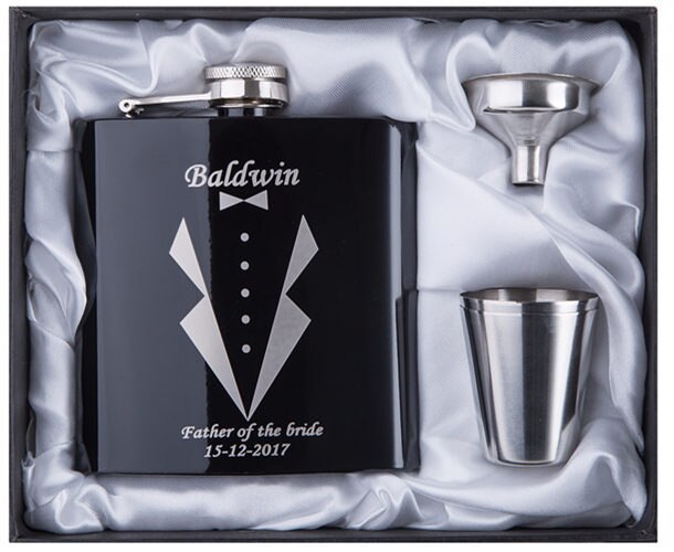 Personalisiertes schwarzes Flachmann-Set | Geschenk für den Bräutigam