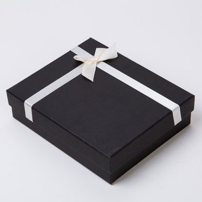 Personalisiertes schwarzes Flachmann-Set | Geschenk für den Bräutigam