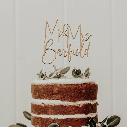 Kuchenaufsatz „Mr. Mrs.“ in Schreibschrift